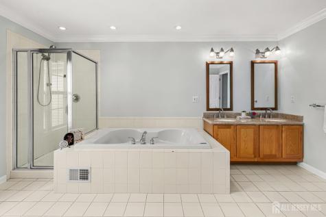 33 E Burgess Drive Piscataway NJ 08854