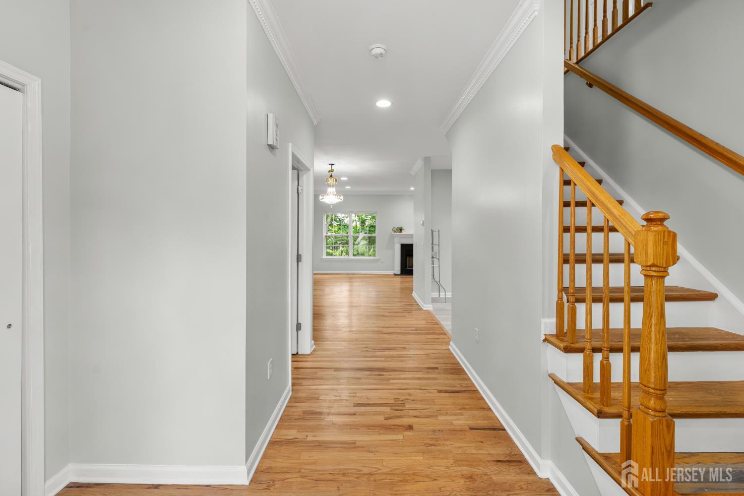 33 E Burgess Drive Piscataway NJ 08854