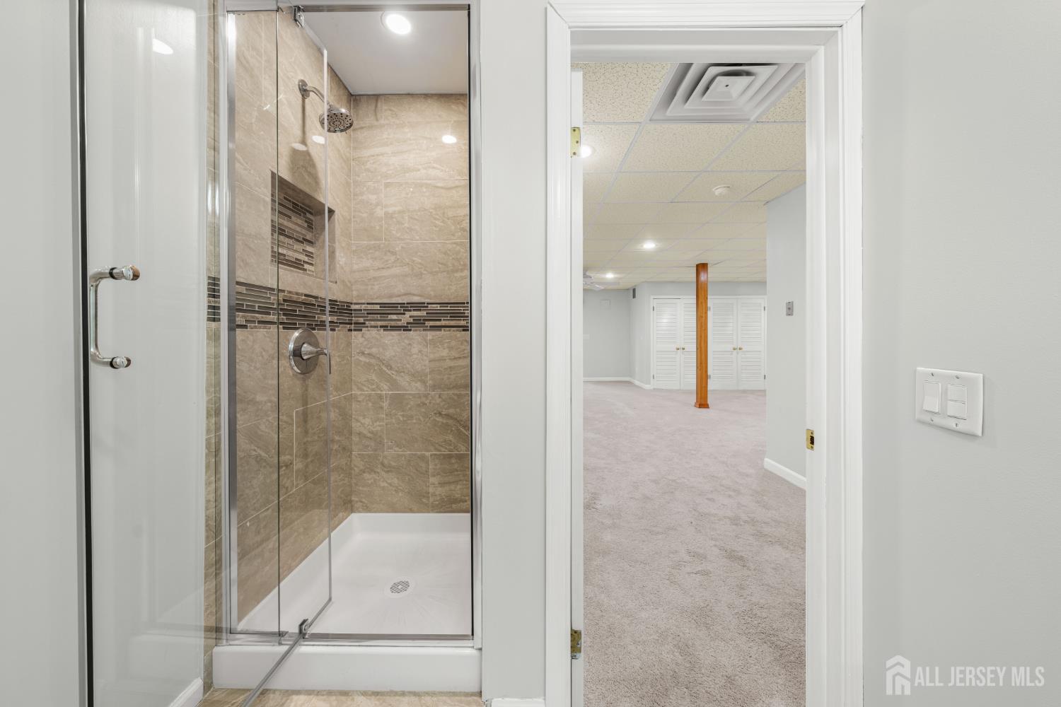 33 E Burgess Drive Piscataway NJ 08854