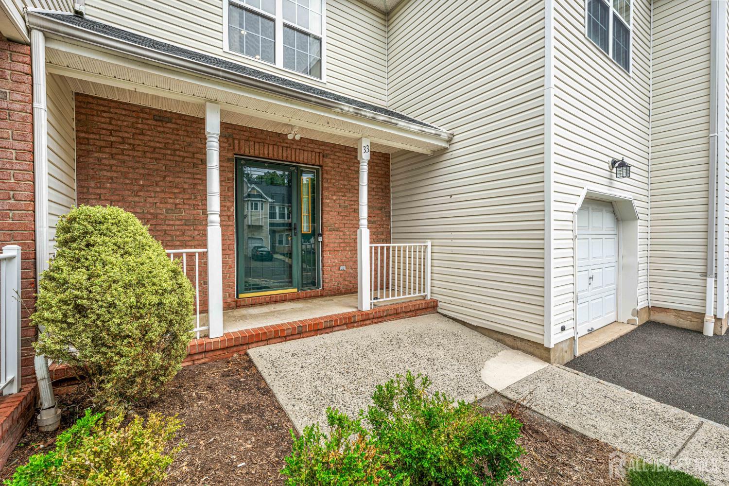 33 E Burgess Drive Piscataway NJ 08854
