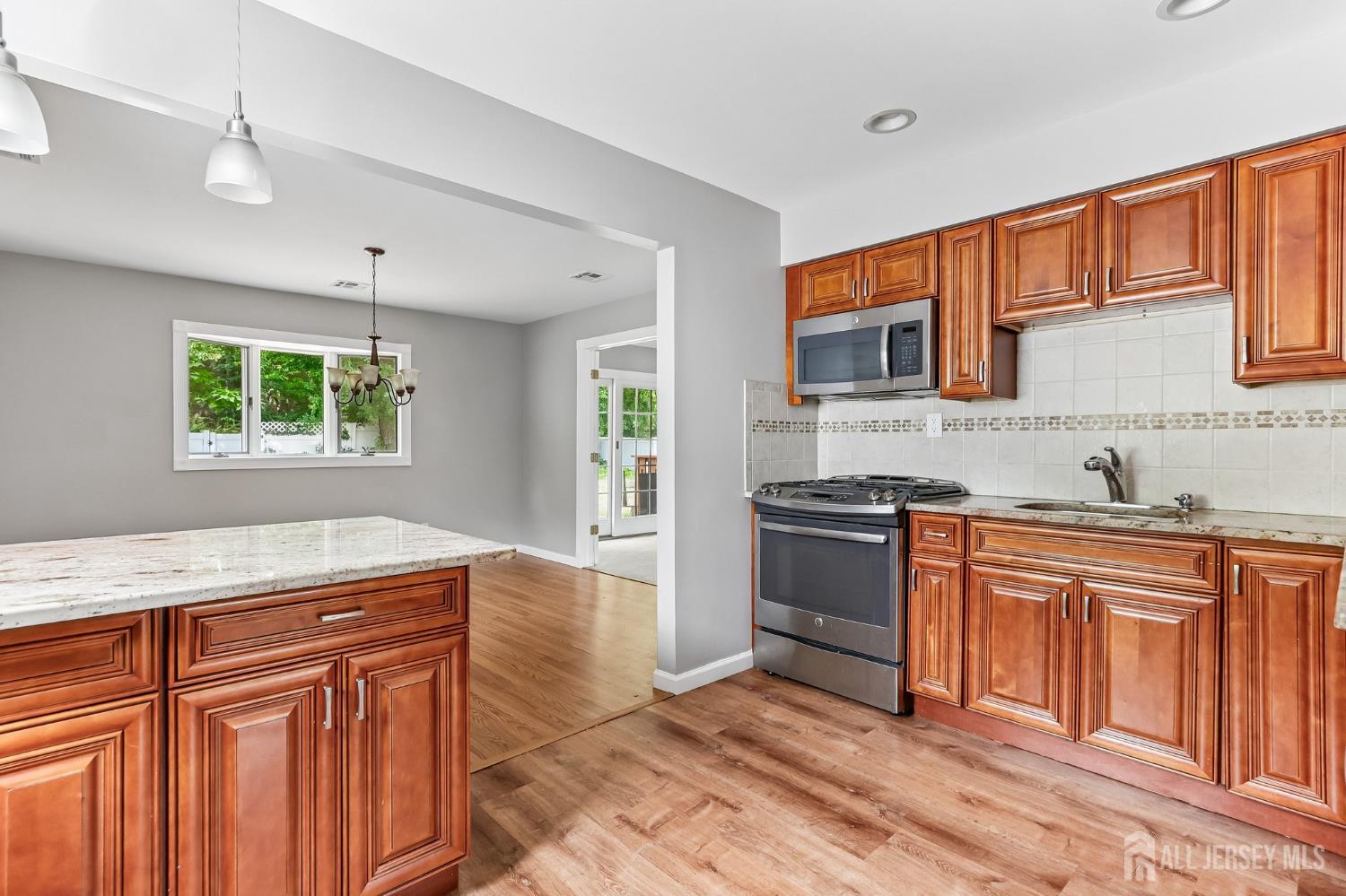 33 Caldwell Road Edison NJ 08817