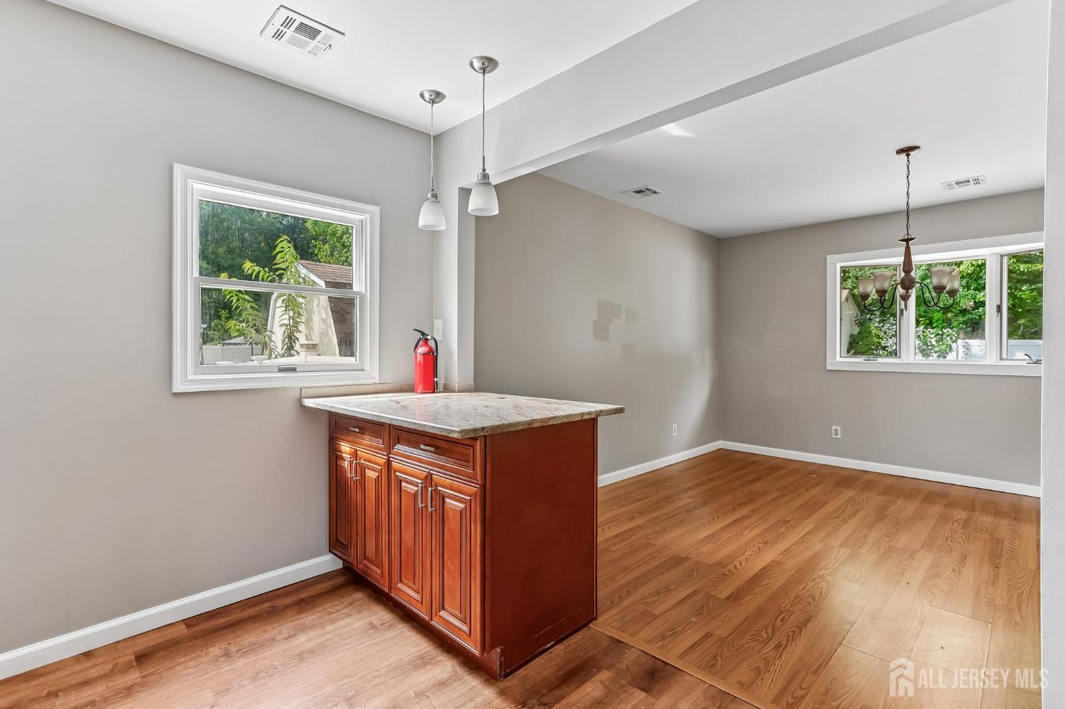 33 Caldwell Road Edison NJ 08817