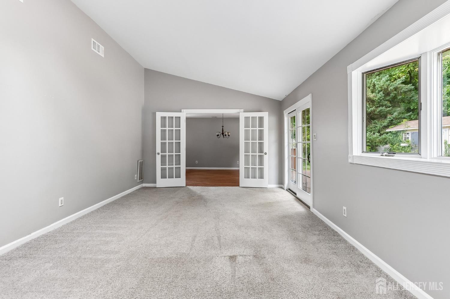 33 Caldwell Road Edison NJ 08817