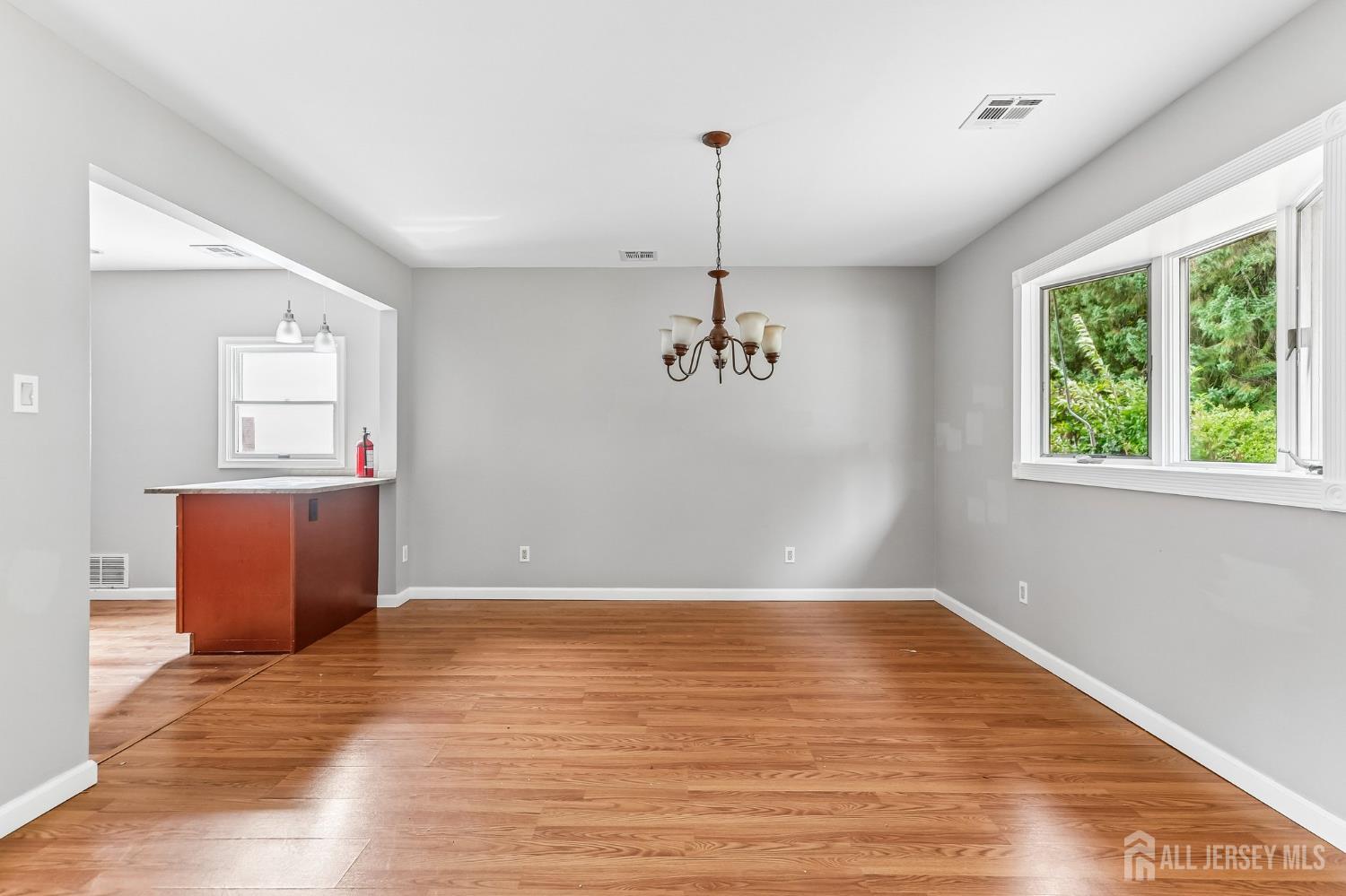 33 Caldwell Road Edison NJ 08817