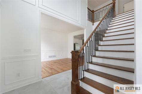 19 Fairfax Road Edison NJ 08817