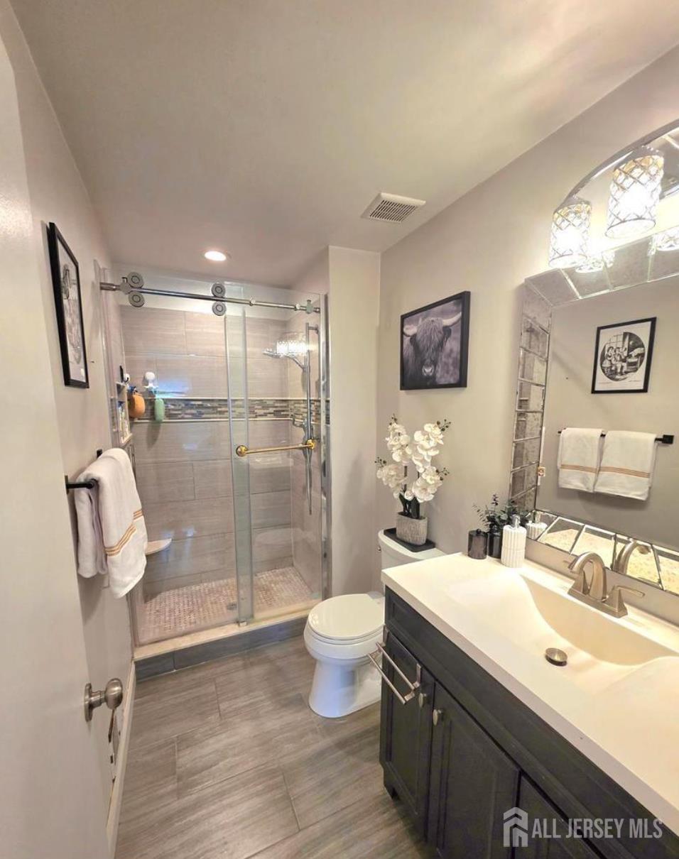 31 Hemlock Court Hamilton NJ 08619