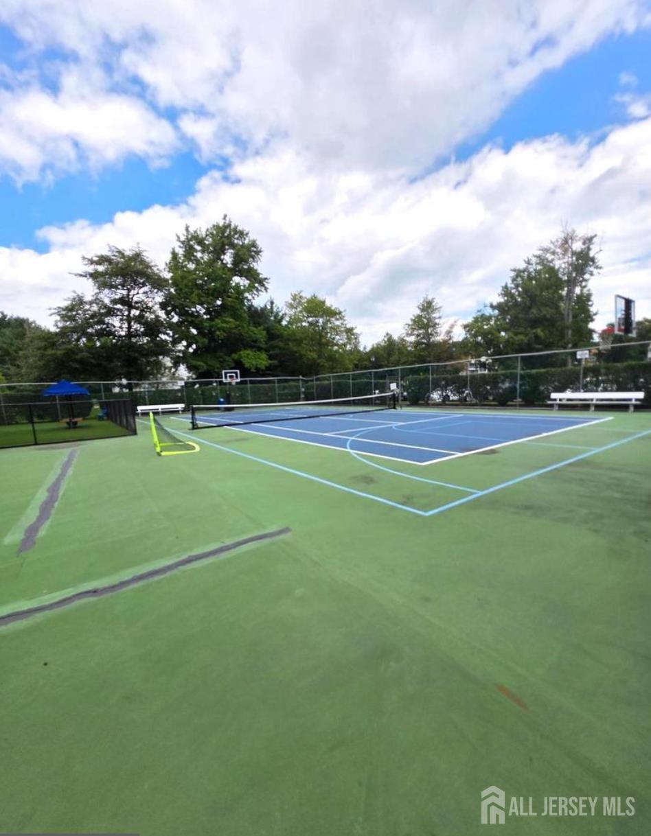 31 Hemlock Court Hamilton NJ 08619