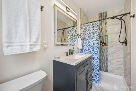 4 Andrew Place East Brunswick NJ 08816