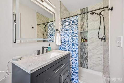 4 Andrew Place East Brunswick NJ 08816