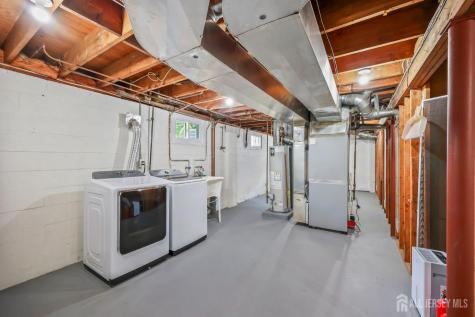 4 Andrew Place East Brunswick NJ 08816