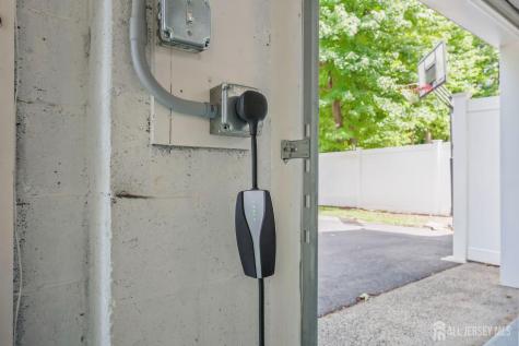 4 Andrew Place East Brunswick NJ 08816