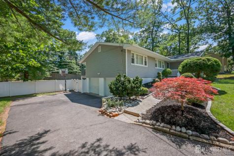 4 Andrew Place East Brunswick NJ 08816