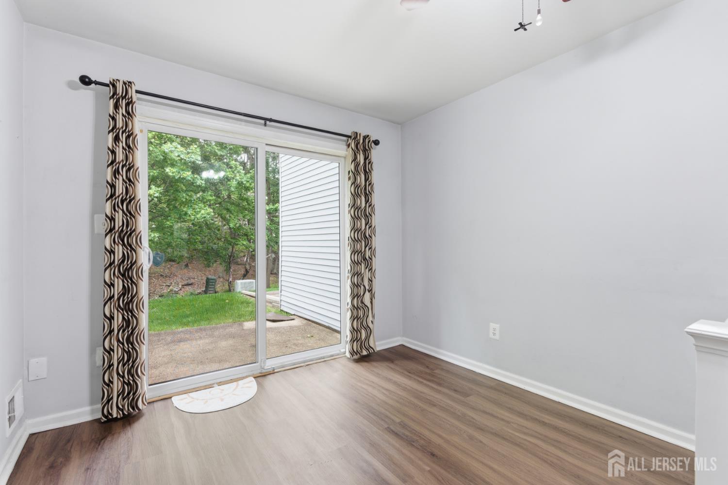 2804 Cricket Circle Edison NJ 08820