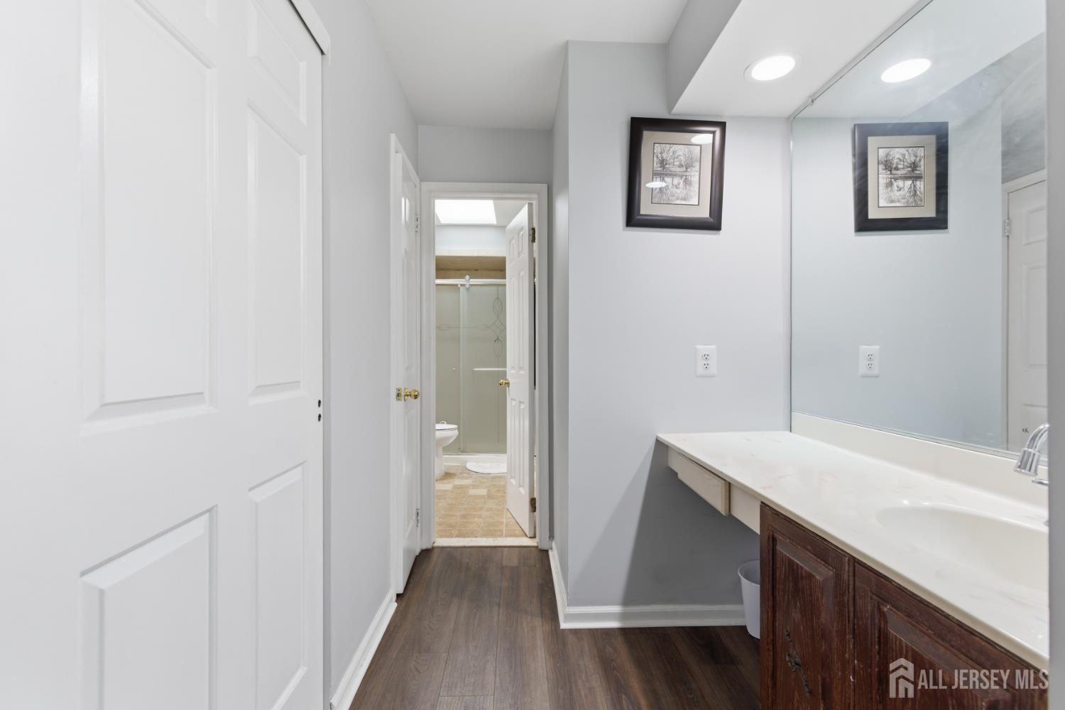 2804 Cricket Circle Edison NJ 08820