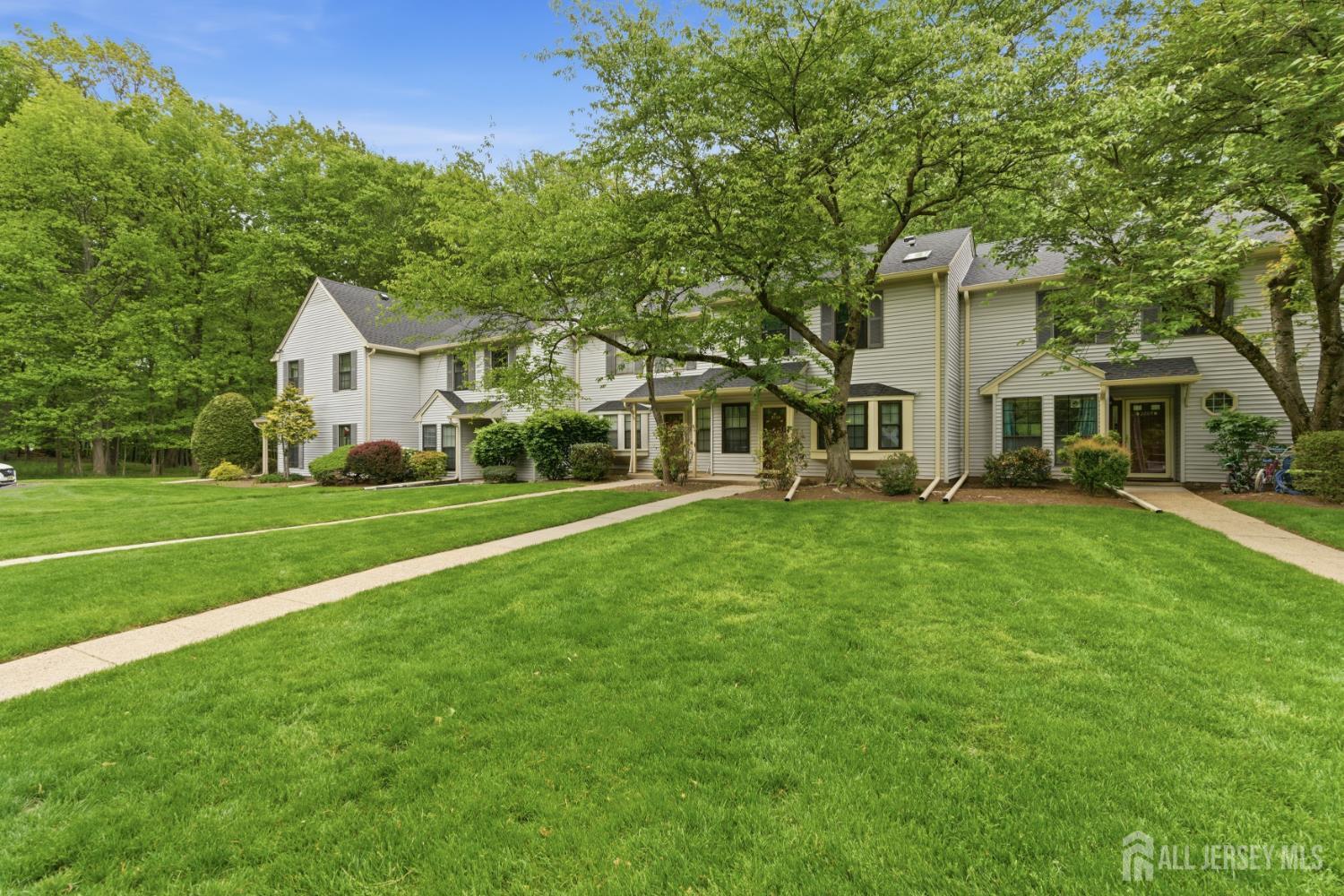 2804 Cricket Circle Edison NJ 08820