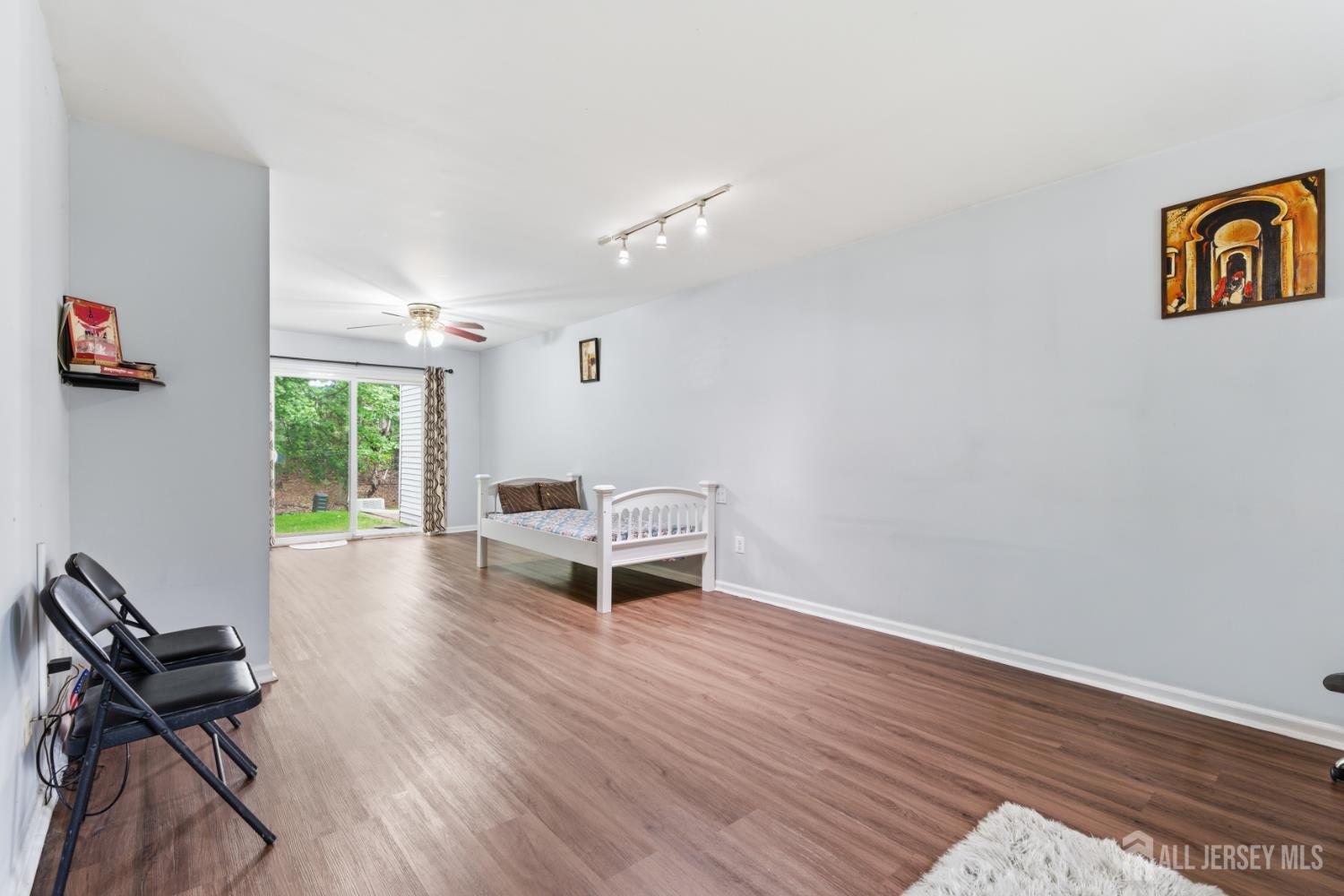 2804 Cricket Circle Edison NJ 08820