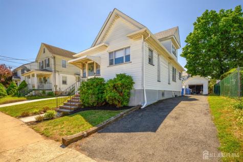10 Beechwood Place North Brunswick NJ 08902