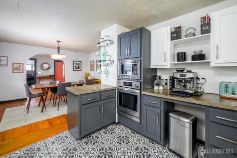 10 Beechwood Place North Brunswick NJ 08902
