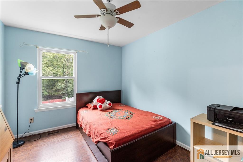 92 Woodbury Road Edison NJ 08820