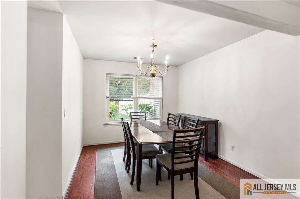 92 Woodbury Road Edison NJ 08820