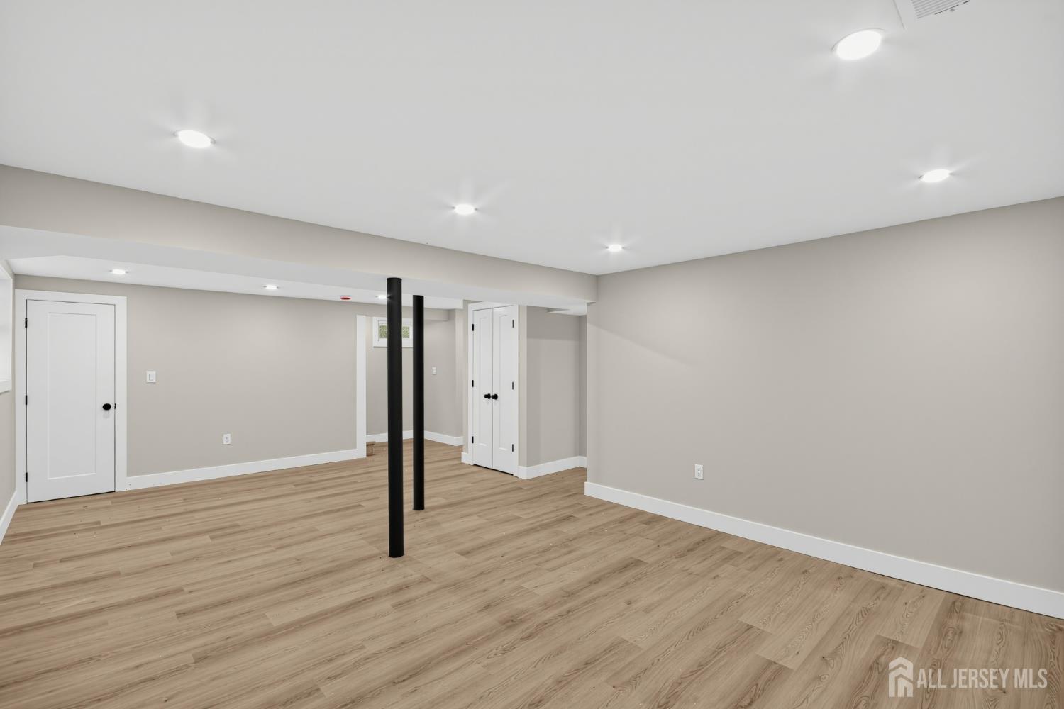 4 Universal Avenue Iselin NJ 08830