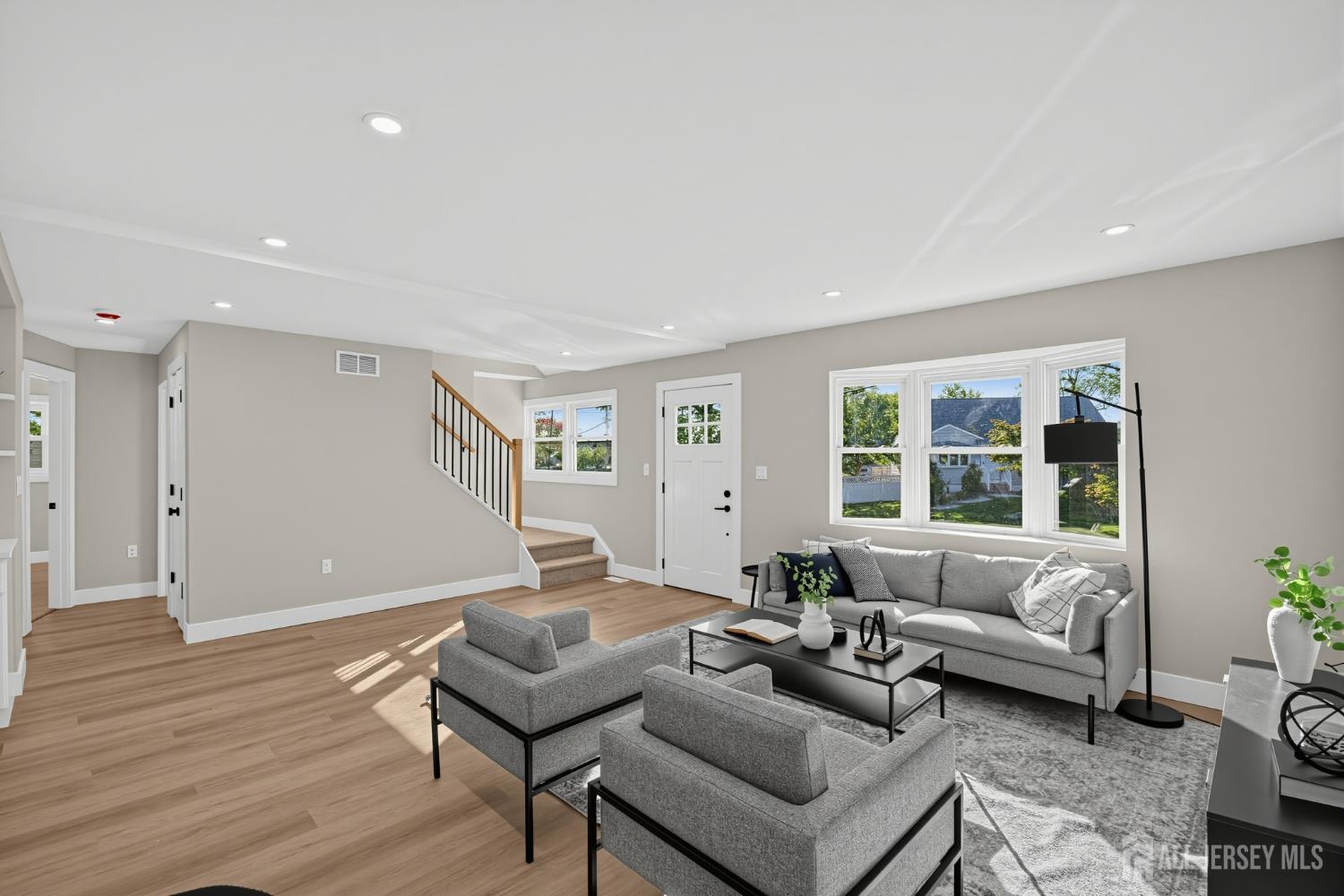 4 Universal Avenue Iselin NJ 08830