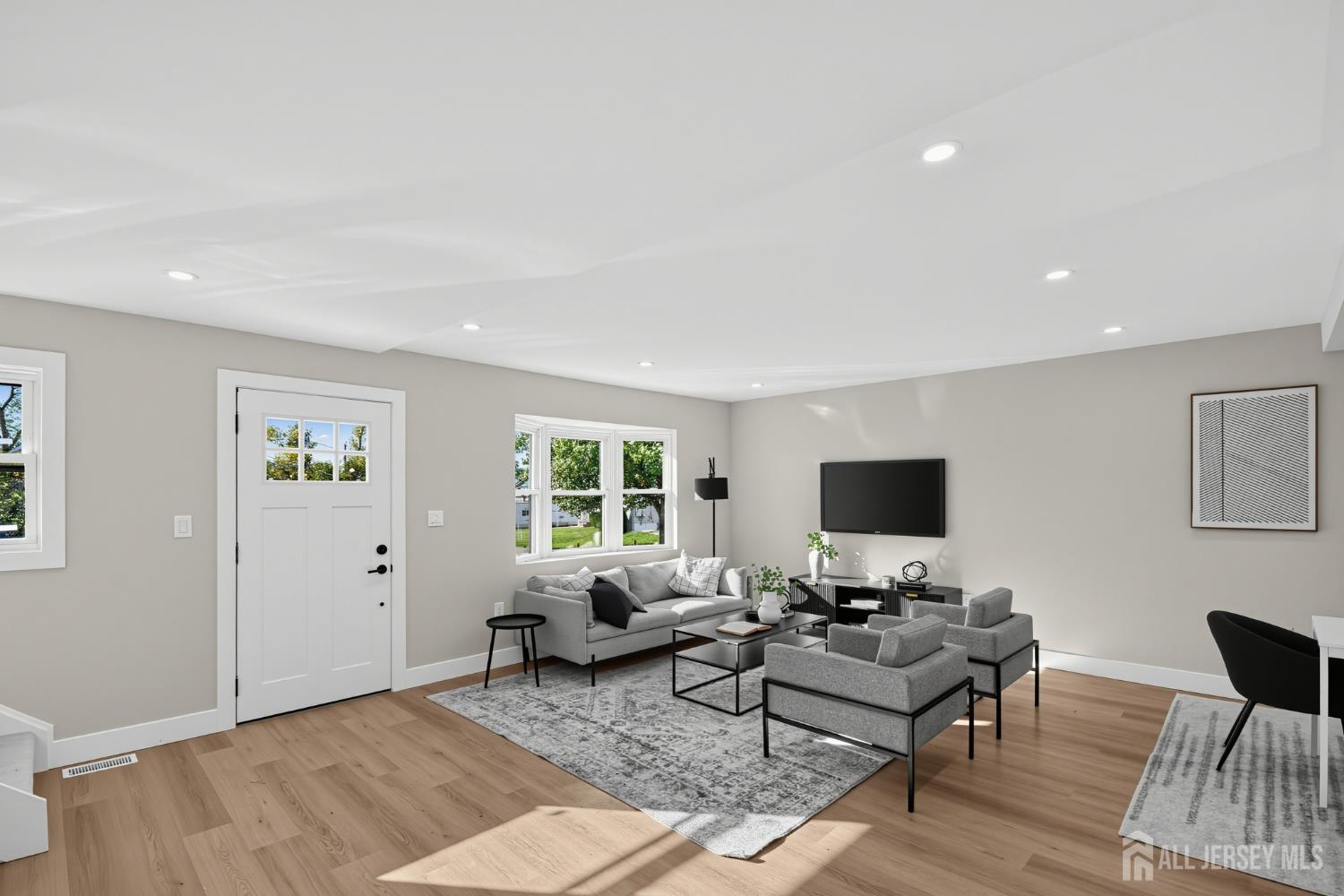 4 Universal Avenue Iselin NJ 08830