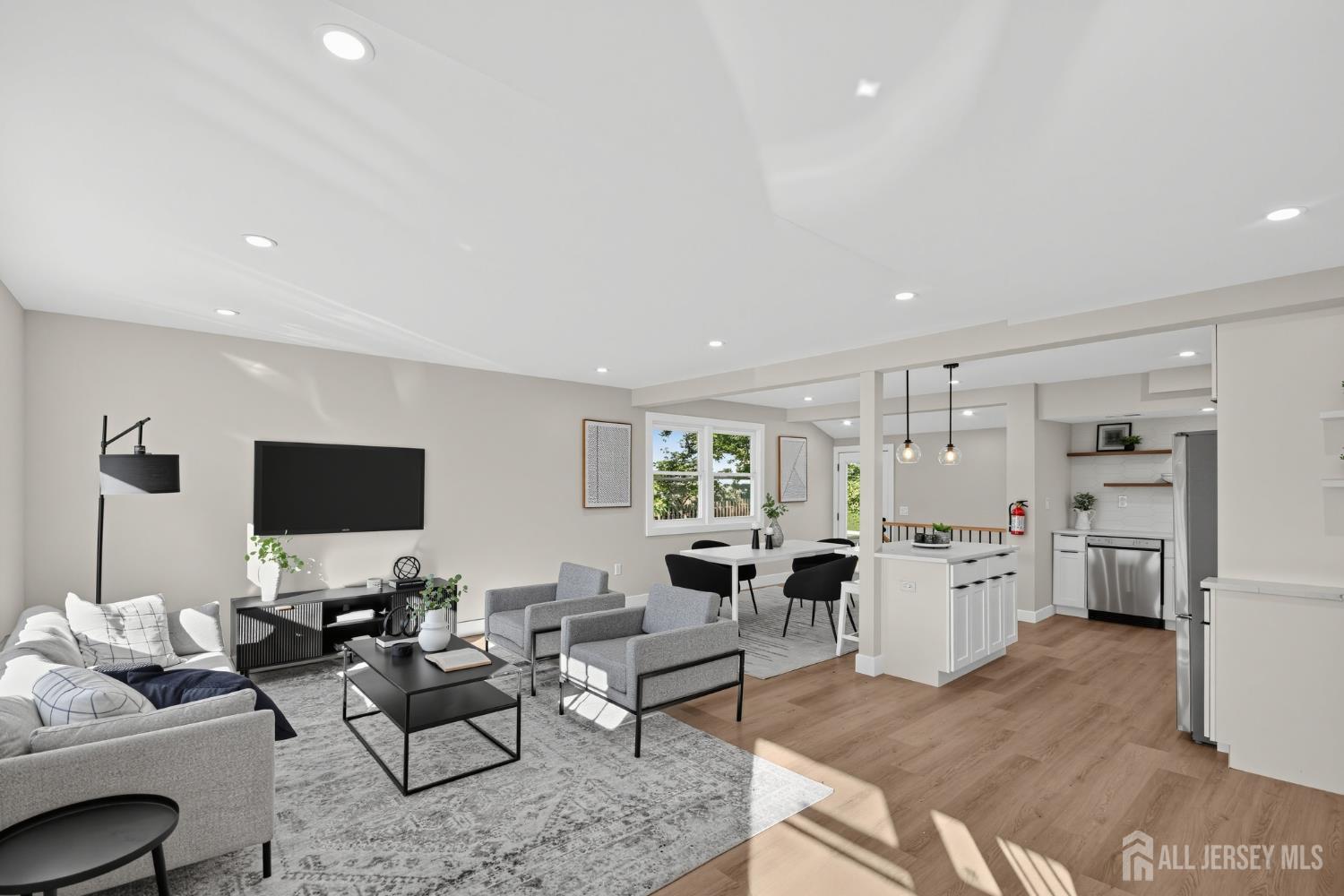 4 Universal Avenue Iselin NJ 08830