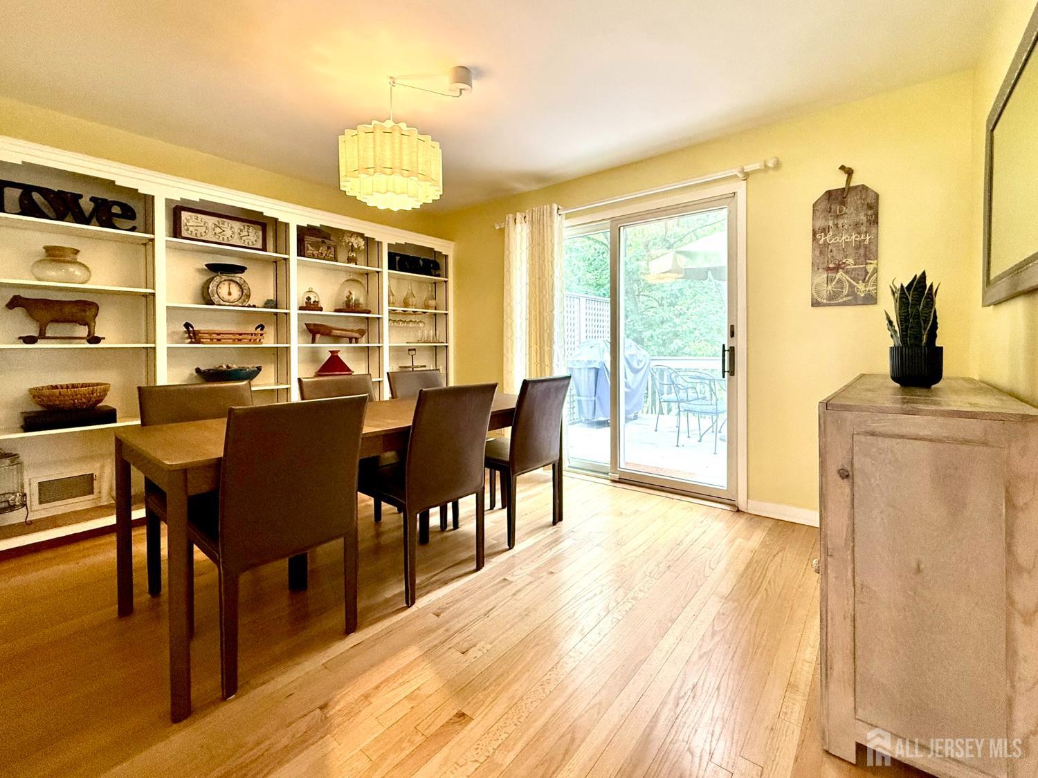 435 S 5th Avenue Highland Park NJ 08904