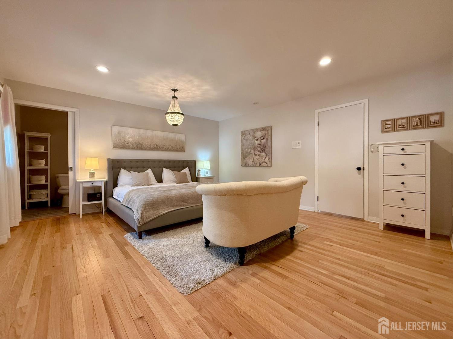 435 S 5th Avenue Highland Park NJ 08904