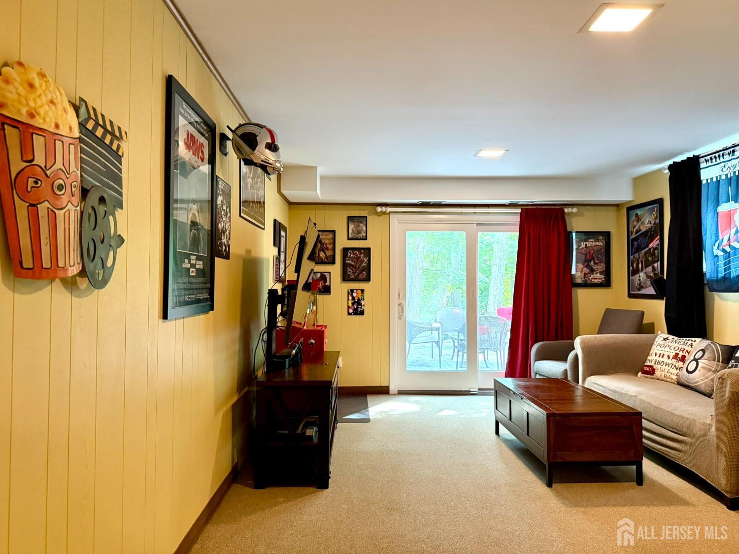 435 S 5th Avenue Highland Park NJ 08904