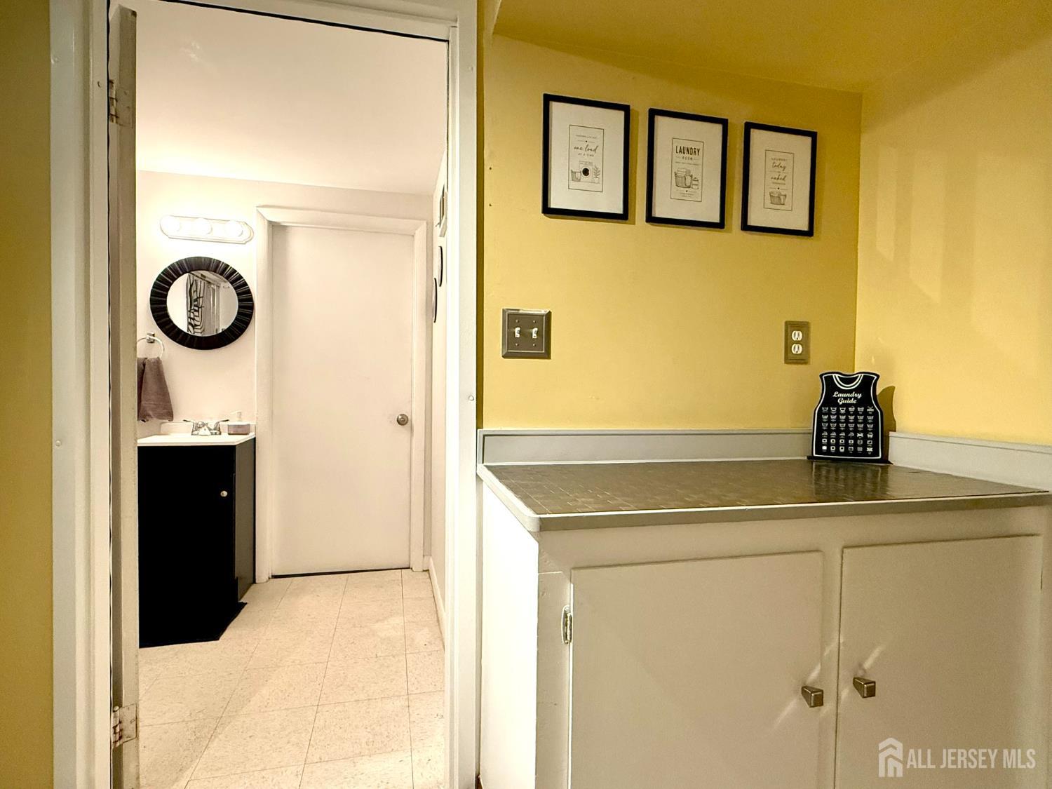 435 S 5th Avenue Highland Park NJ 08904