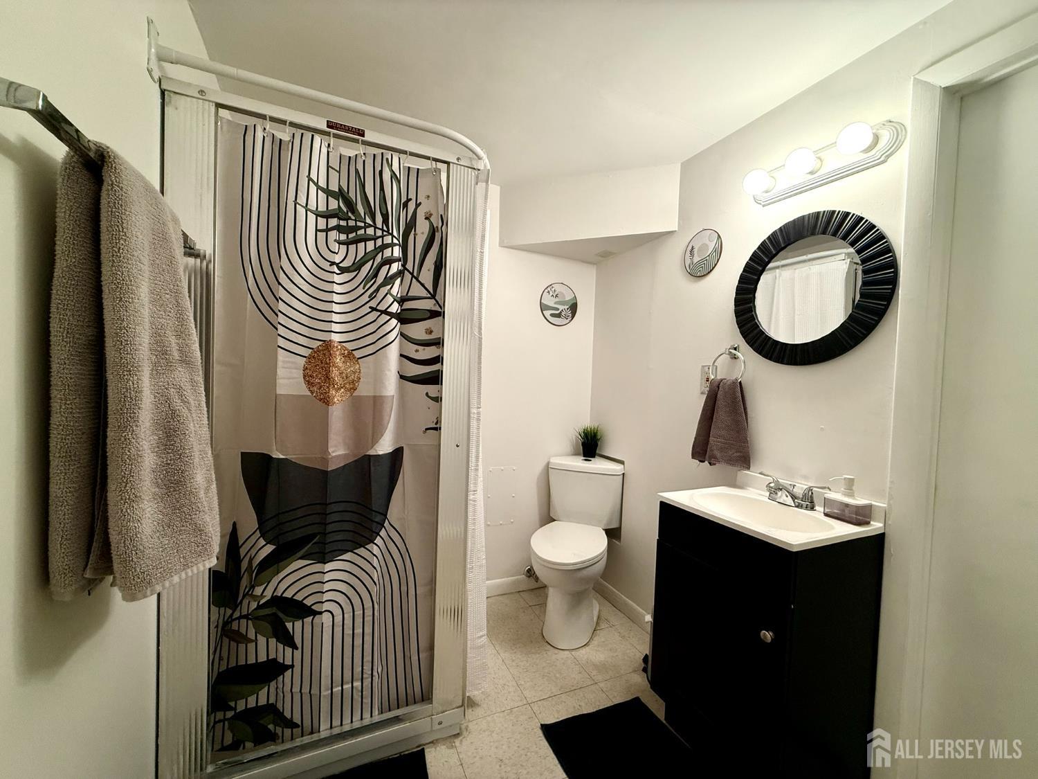 435 S 5th Avenue Highland Park NJ 08904