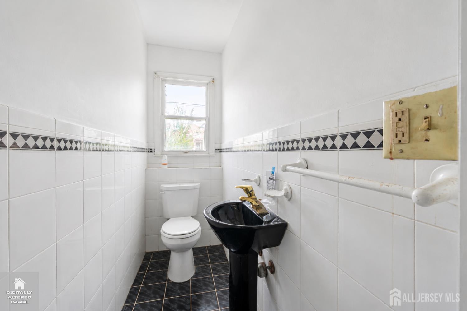 185 Chestnut Street Avenel NJ 07001
