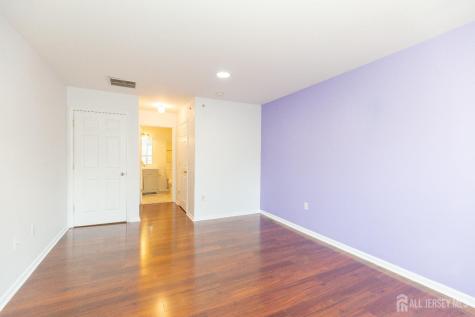 148 Forest Drive Piscataway NJ 08854
