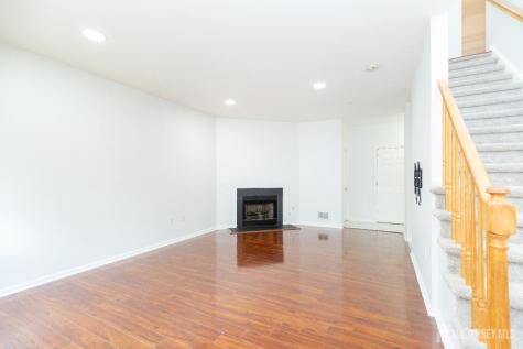 148 Forest Drive Piscataway NJ 08854