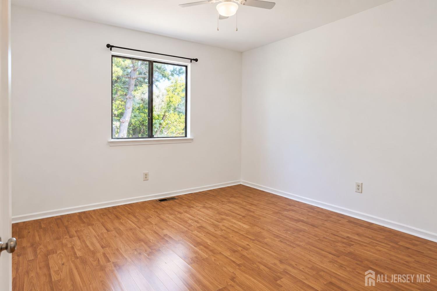 2 Tulip Court Edison NJ 08820