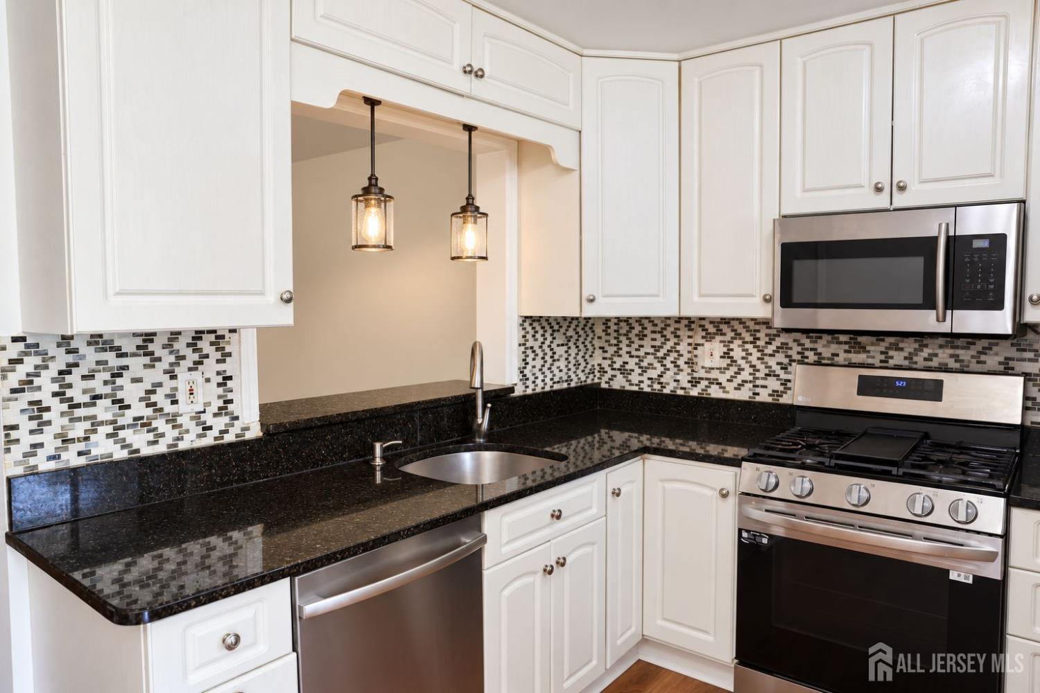 2 Tulip Court Edison NJ 08820