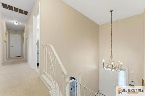 94 Calvert Avenue Edison NJ 08820