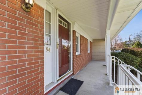94 Calvert Avenue Edison NJ 08820