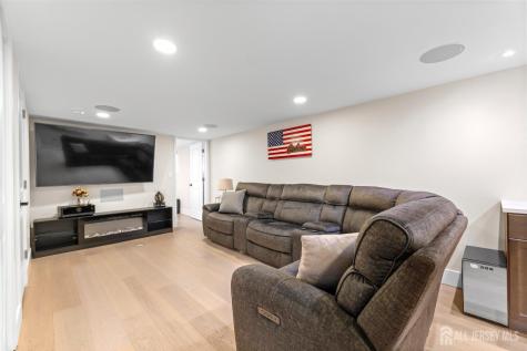 31 Virginia Avenue Hazlet NJ 07730