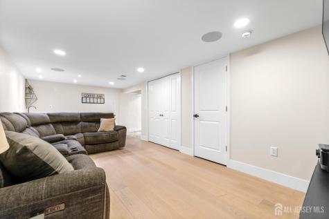 31 Virginia Avenue Hazlet NJ 07730