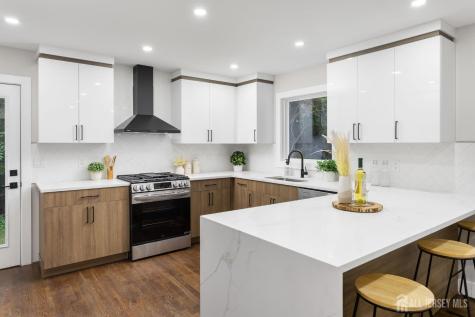 6 Ryan Road Cranbury NJ 08512