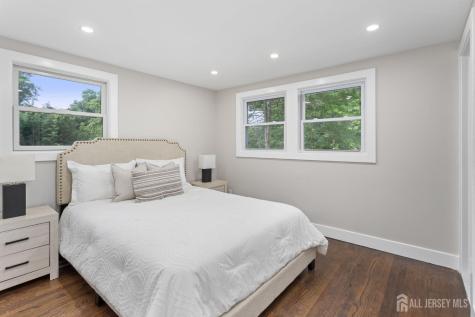 6 Ryan Road Cranbury NJ 08512