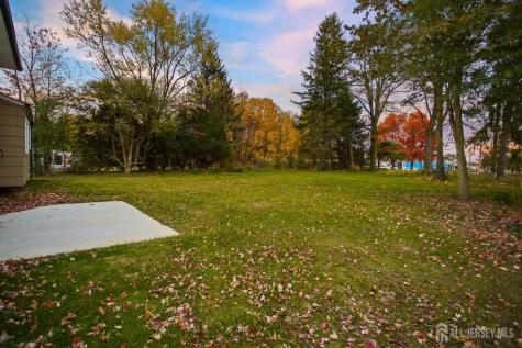 6 Ryan Road Cranbury NJ 08512