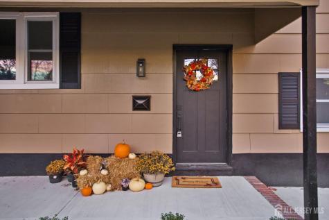 6 Ryan Road Cranbury NJ 08512