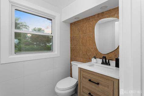 6 Ryan Road Cranbury NJ 08512