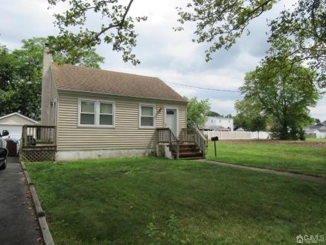 68 Macarthur Avenue Sayreville NJ 08872