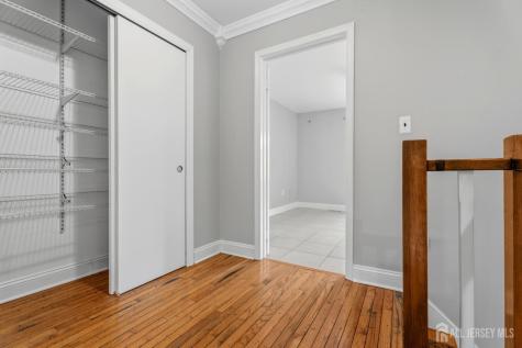88 Wilshire Court Old Bridge NJ 08857