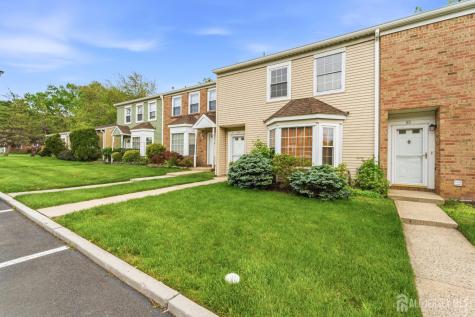 88 Wilshire Court Old Bridge NJ 08857